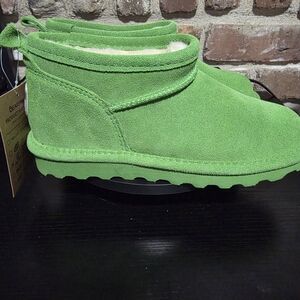 Bearpaw Green Suede Ankle Boots
